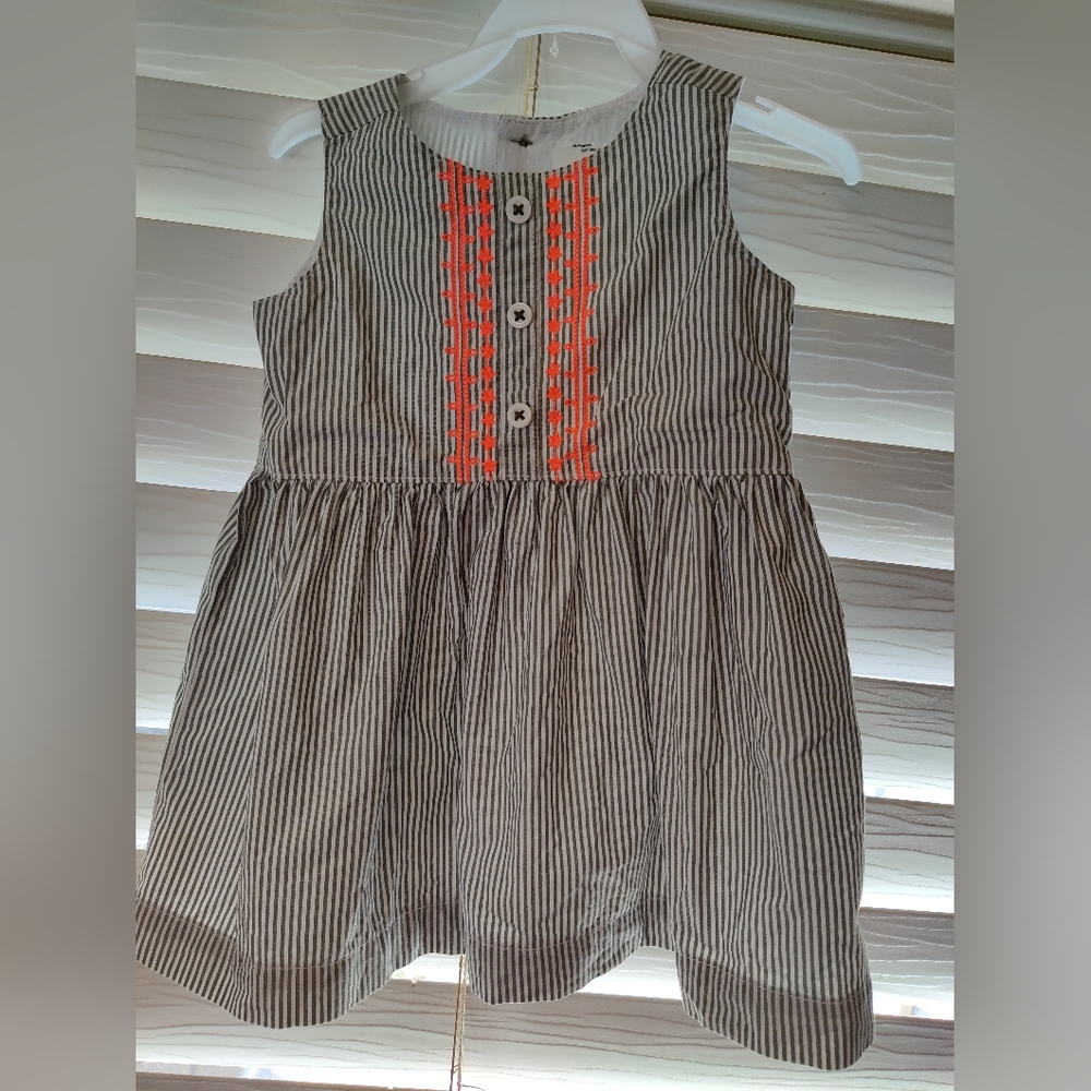 Carter's babygirl gray embroidered dress size 9 months